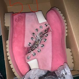 pink timbs